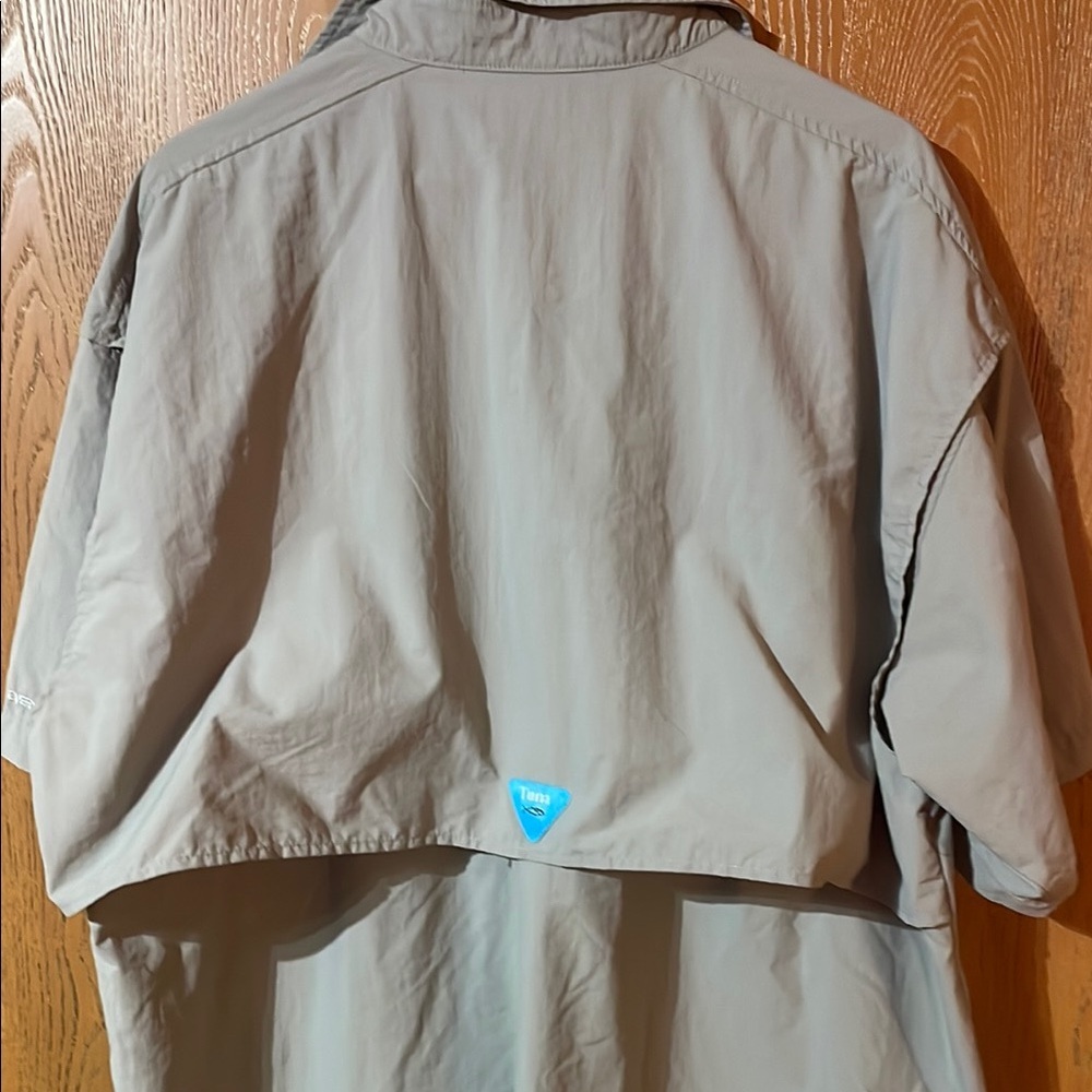 Tuna Grey Short Sleeve Button-Up Shirt Fishing - Picture 6 of 6
